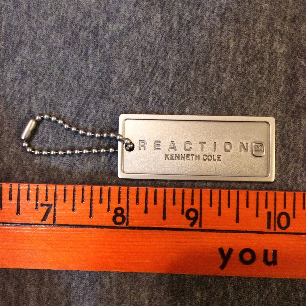 Set Of 4 Keychains - image 3